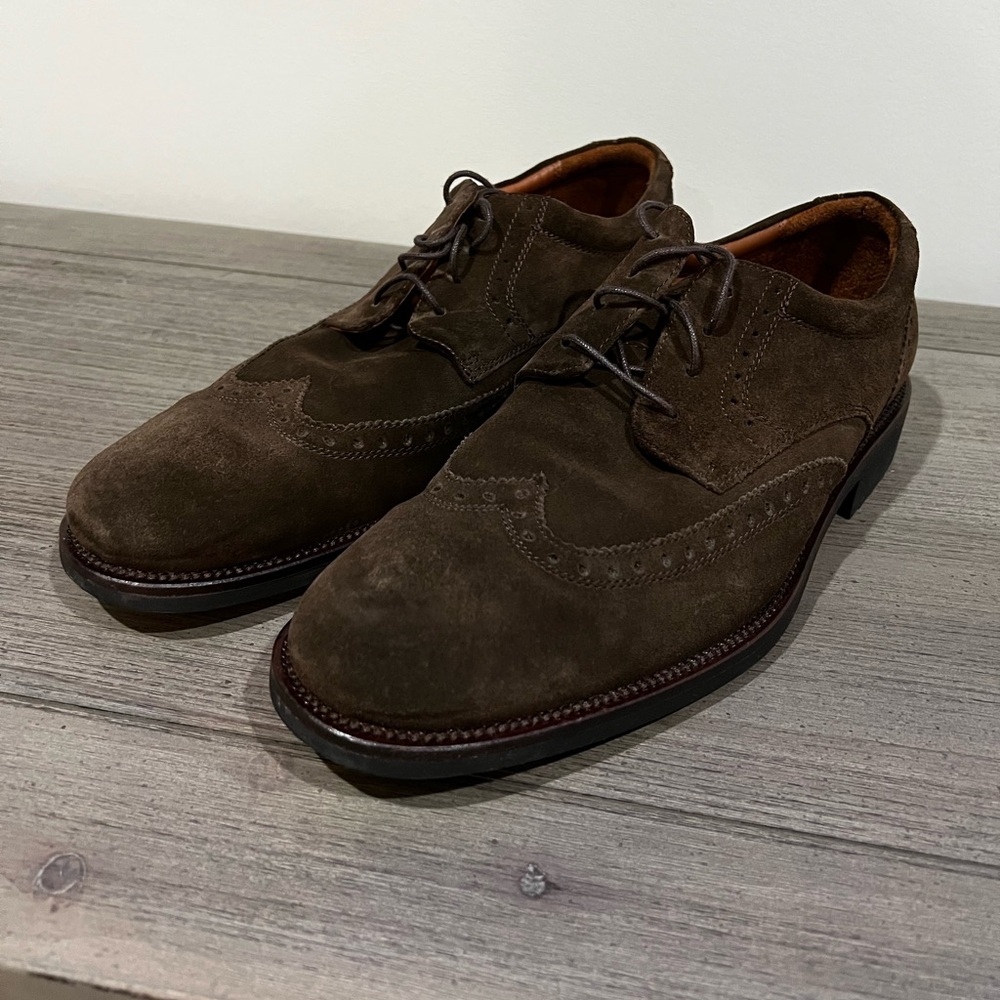 Johnston & Murphy Men’s Brown Suede Oxfords